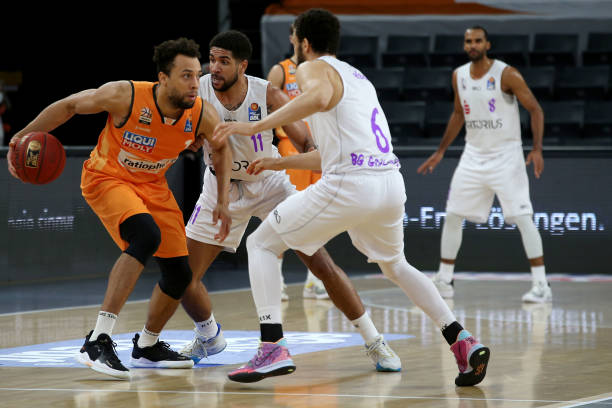 球员维持 球员维持