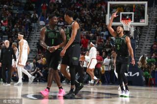 在这一背景 在这一背景